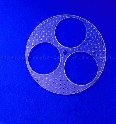 Lembar Kaca Perforasi Kuarsa Ultraviolet