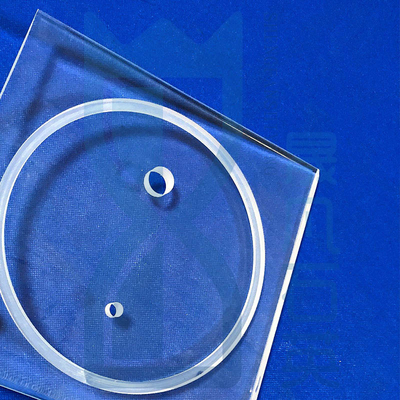 CNC Machining of High Precision Fused Quartz Perforated Quartz Glass Sheets (Pengolahan CNC Lembar Kaca Kuarsa Yang Dilelehkan Dengan Presisi Tinggi)