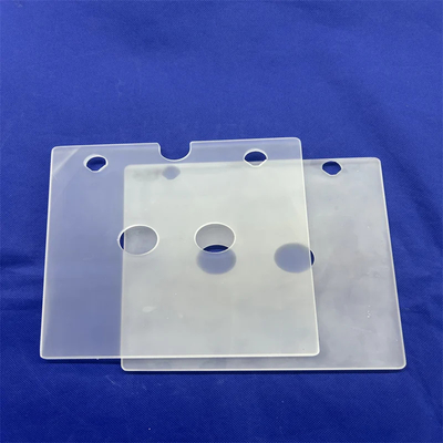 Pabrik Custom tahan suhu tinggi Opaque Perforated Quartz Sheet