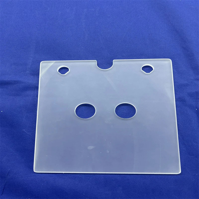 Pabrik Custom tahan suhu tinggi Opaque Perforated Quartz Sheet