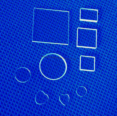 Plat Kaca Kuarsa Transparan dengan Transmisi Cahaya Tinggi, Ketahanan Suhu Tinggi, dan Ketahanan Korosi untuk Aplikasi Teknis