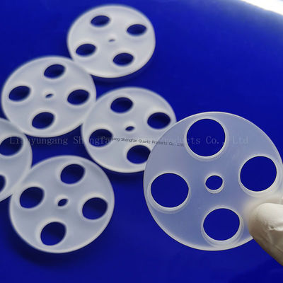 Kemurnian Tinggi SIO2 99.99% Ketahanan Suhu Tinggi 1100℃ Pelat Kaca Kuarsa