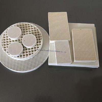 Keramik tahan api tahan lama dengan suhu kerja hingga 1800 °C dan keramik alumina ramah lingkungan untuk aplikasi suhu tinggi